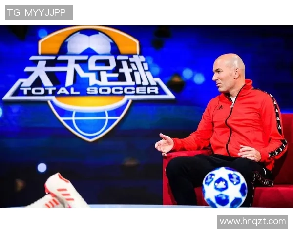 《暴力球星足球:从激情对抗到荣耀时刻的血性传奇》 《暴力球星足球:从激情对抗到荣耀时刻的血性传奇》