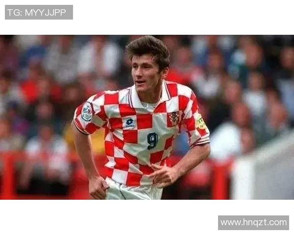 足球球星热衷收藏球衣背后的故事与意义探析 足球球星热衷收藏球衣背后的故事与意义探析